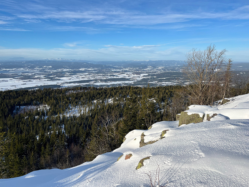 Utsikt fra Gyrihaugen (682 m) mot nordvest.