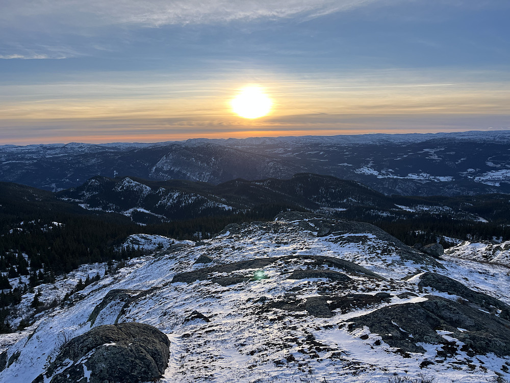 På toppen av Jordesmyrnatten (1135 m). Utsikt mot sydvest.