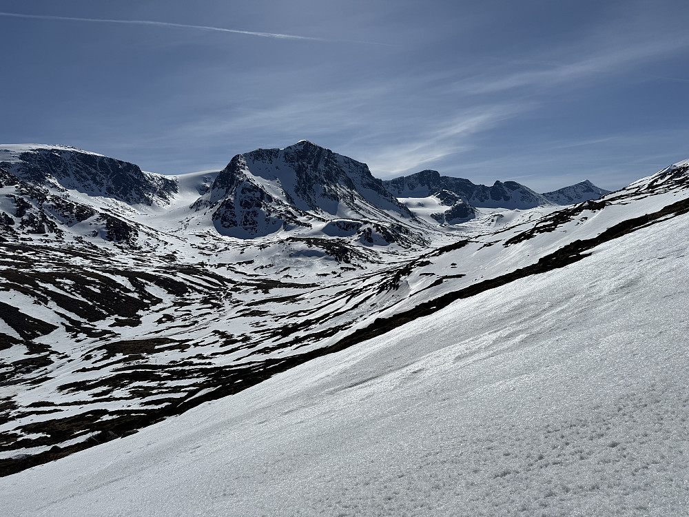 Slush og varmt på vei opp fra Leirungsdalen.