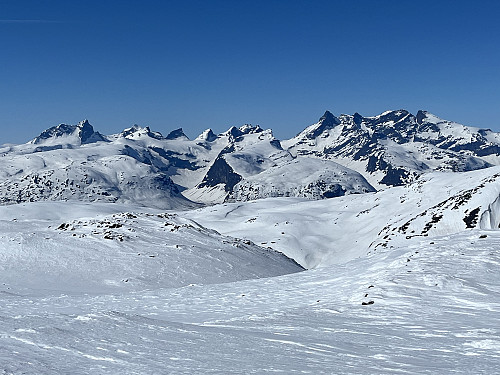 Fra Raudenibba (1661 m) mot Hurrungane.