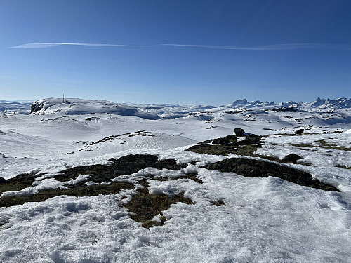 Utsikt mot vest fra Graveskarnosi (1532 m).