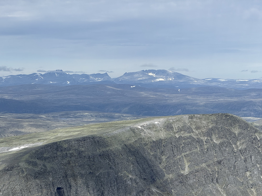 Fra Trolltinden (2018 m) mot Dovrefjell.