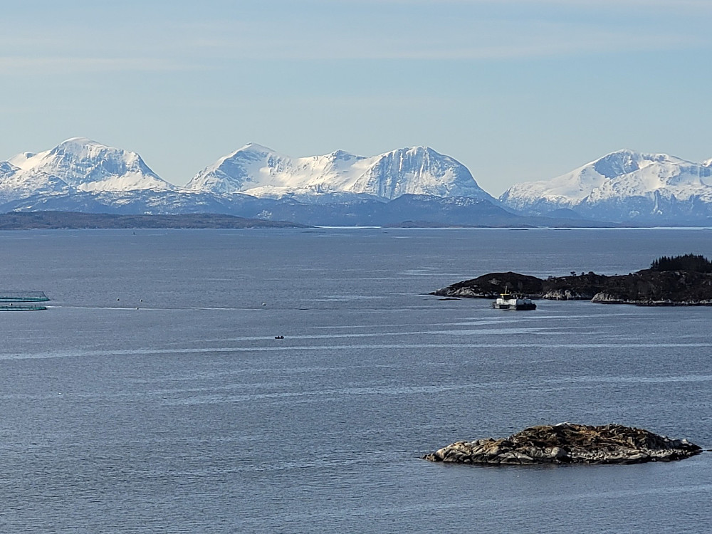 Tustnastabbene hvor Inderbergsalen er høyest (Møre)