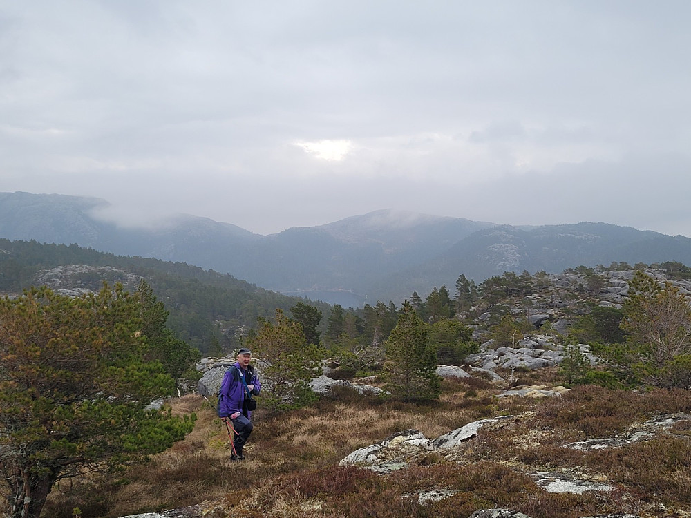 Arne i fint driv, med Stortuva i bakgrunnen