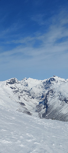 Norangsdalen, Vesleskruven og Smørskredtindane