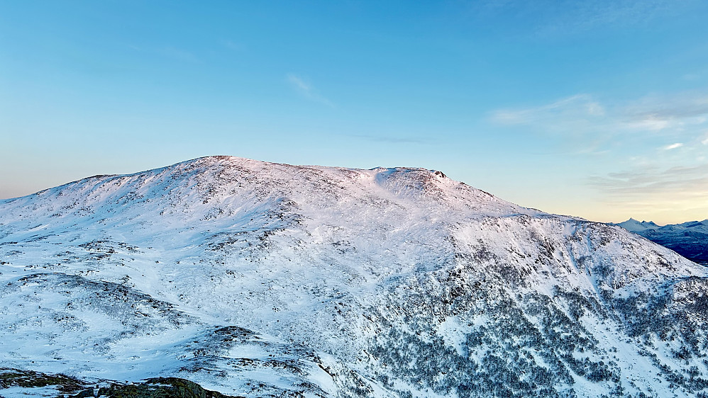 Skredfjellet sett fra Skardrøra