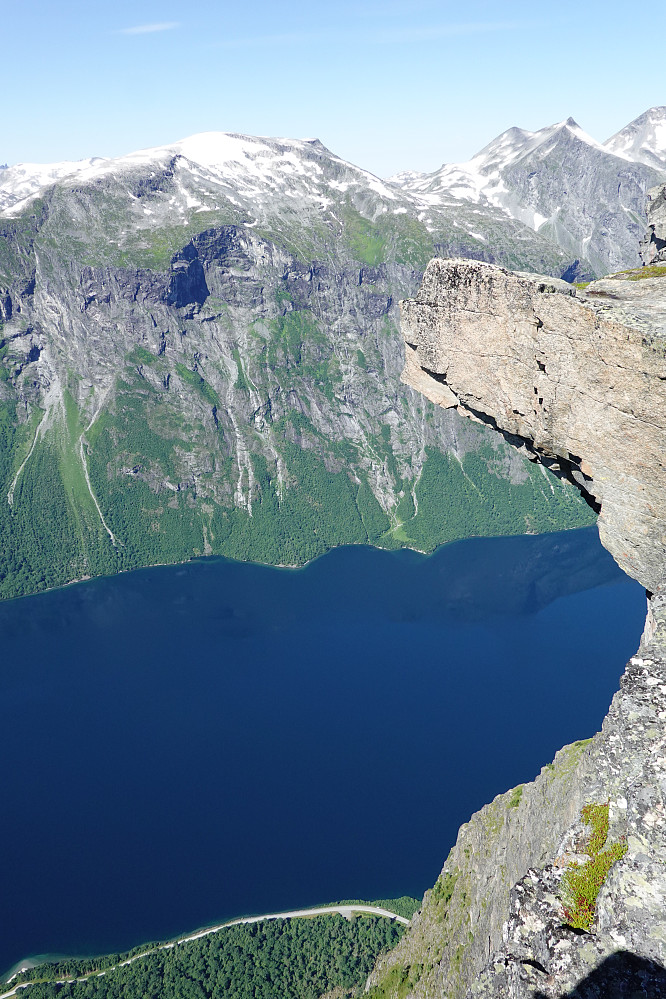 Her kan man slenge seg ut i fritt fall hvis man har nok mot og korrekt utstyr på ryggen.