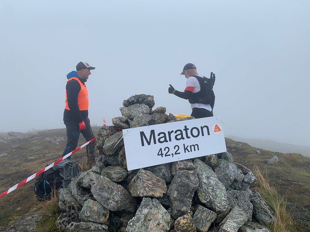Fra Tågheia. "Kun" 6,4 km til mål for en sliten Peakbooker.
