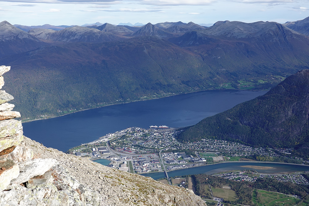 Fra Setnesfjellet mot Åndalsnes.