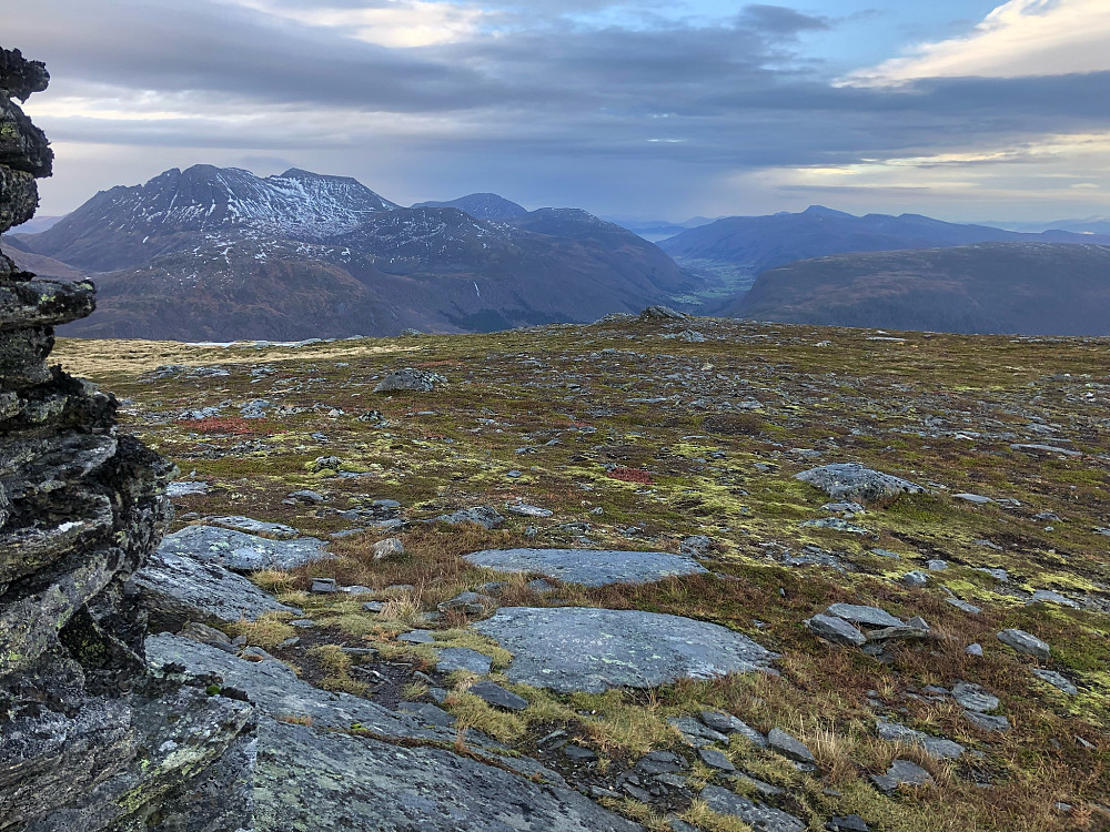 Fra Maifjellet retning nordøst.
