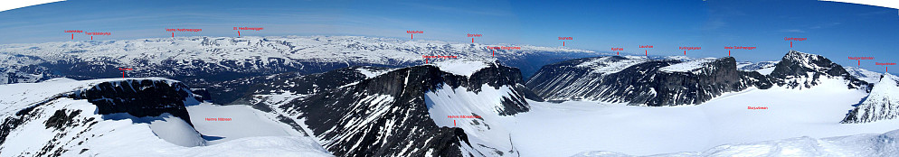 Panorama fra Skardstinden.