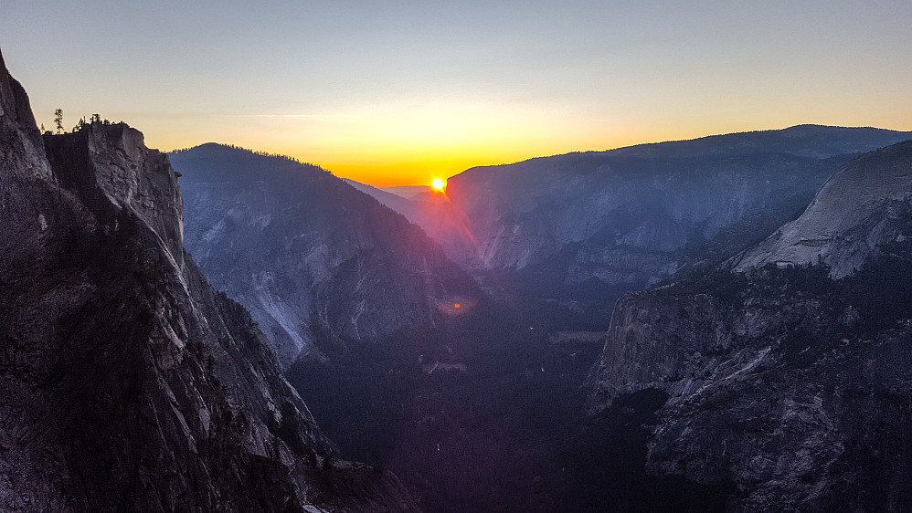 Solnedgang over Yosemite.
