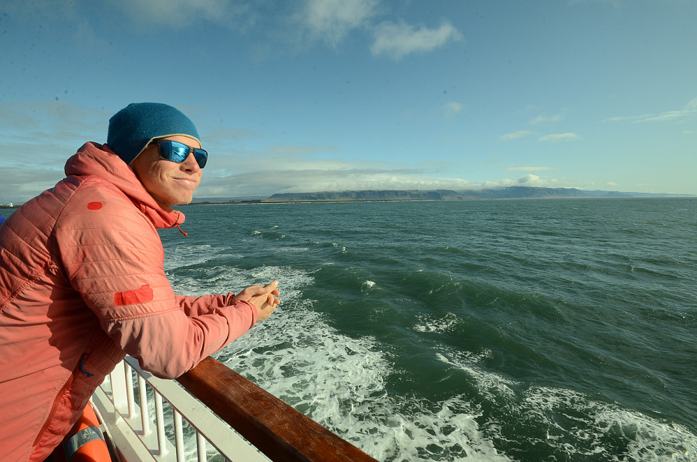 Utsikt fra båten til Vestmannaeyjar.