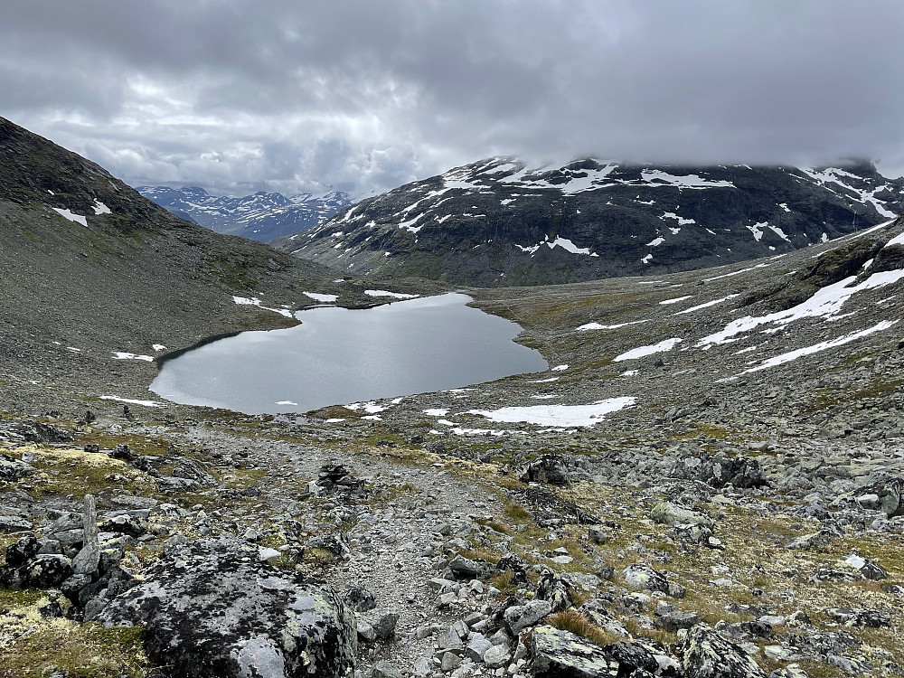 Gjertvatnet sett fra nedenfor Keisarpasset.