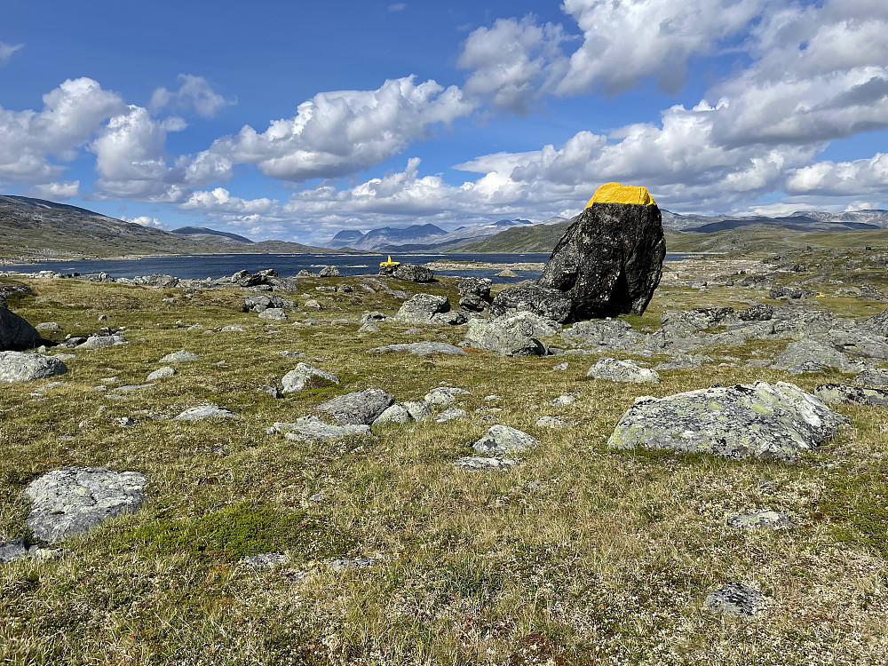 Ivarsteinen.