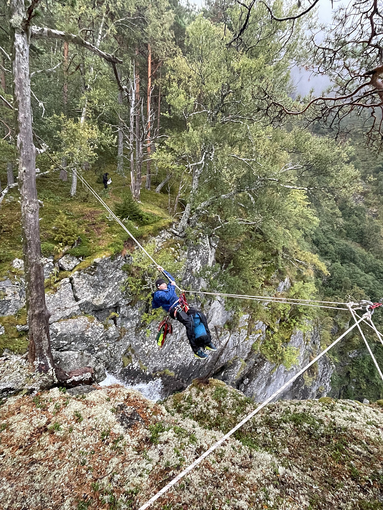 Lars Martin tester tyrolertraversen.