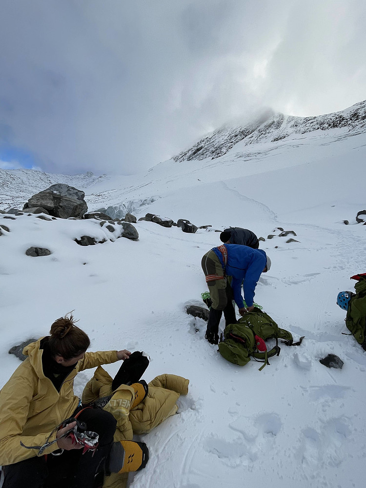 Etter Skogadalsbreen.