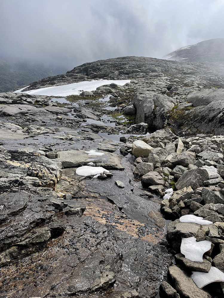 Fant rennende vann på 1570 moh på Maradalsryggen.