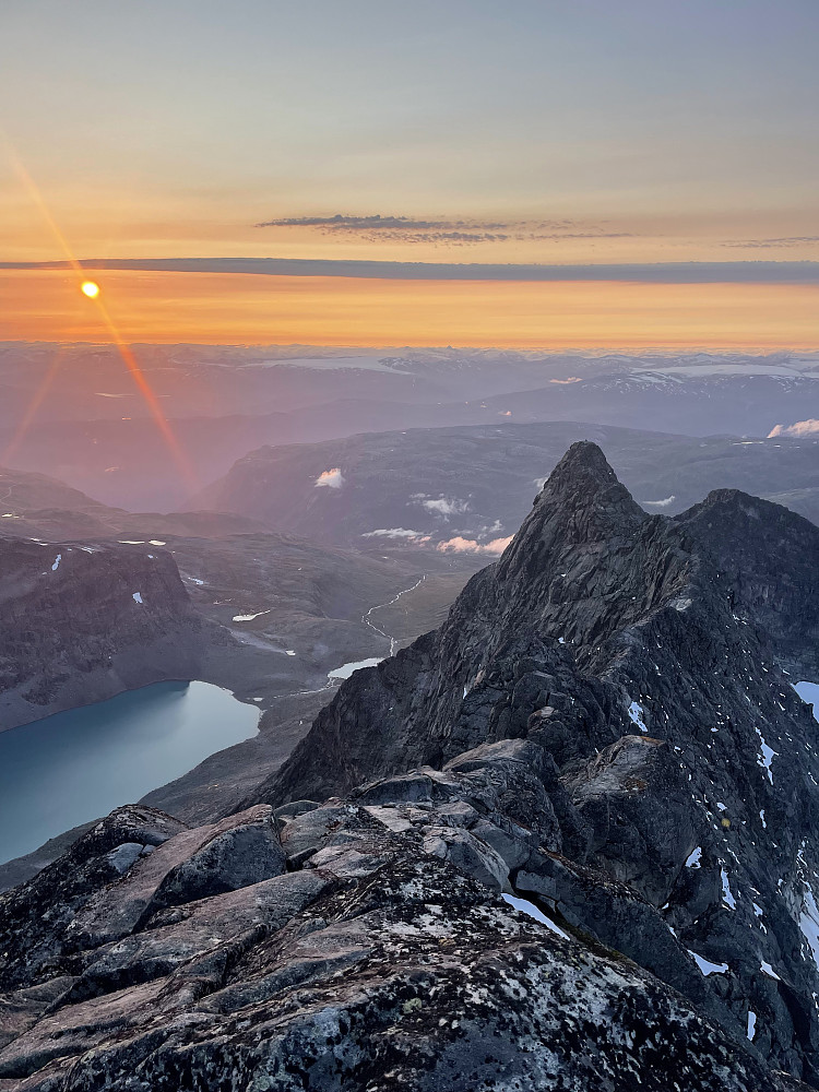 Videre ut mot Midtre sett fra Vetle.