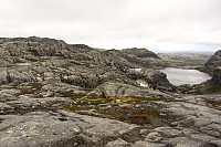 Stora Blåfjell til venstre med 1123-vannet til høyre.