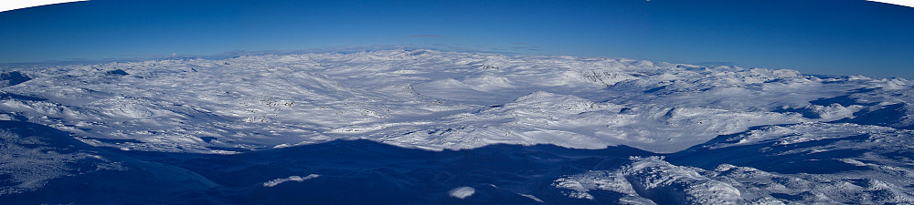 Panoramabilde mot nord/øst. Filefjell, Hurrungane, Jotunheimen og Hemsedalsfjella.