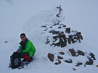 Pappa på toppen av Store Haldi. Høyeste punkt i Alta og Finnmarks tredje høyeste.