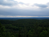 Utsikten fra Tømmerås var fabelaktig. Jonsknuten (904) i Kongsberg kan skimtes langt bak i midten.