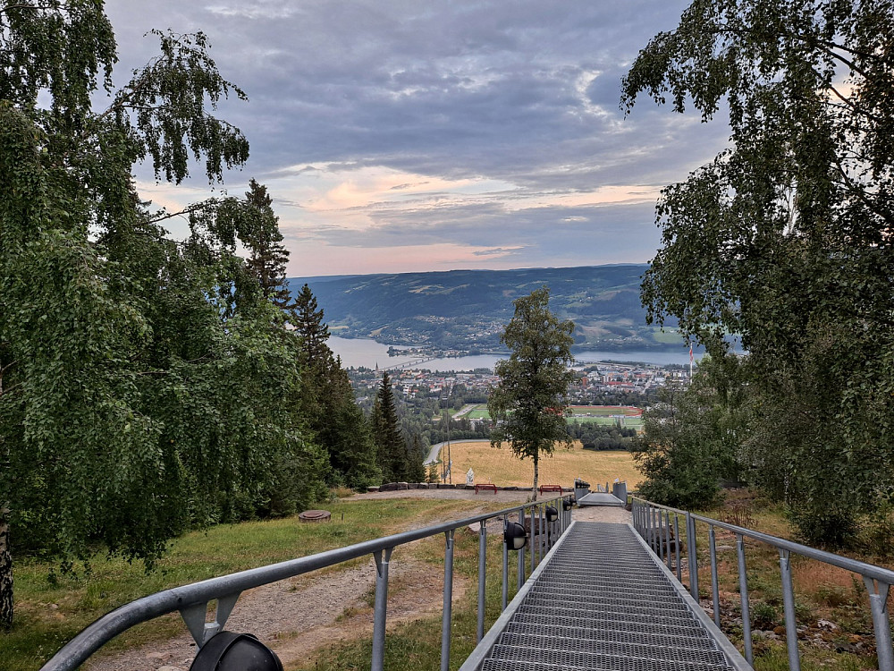 Ved Lysgårdsbakkene