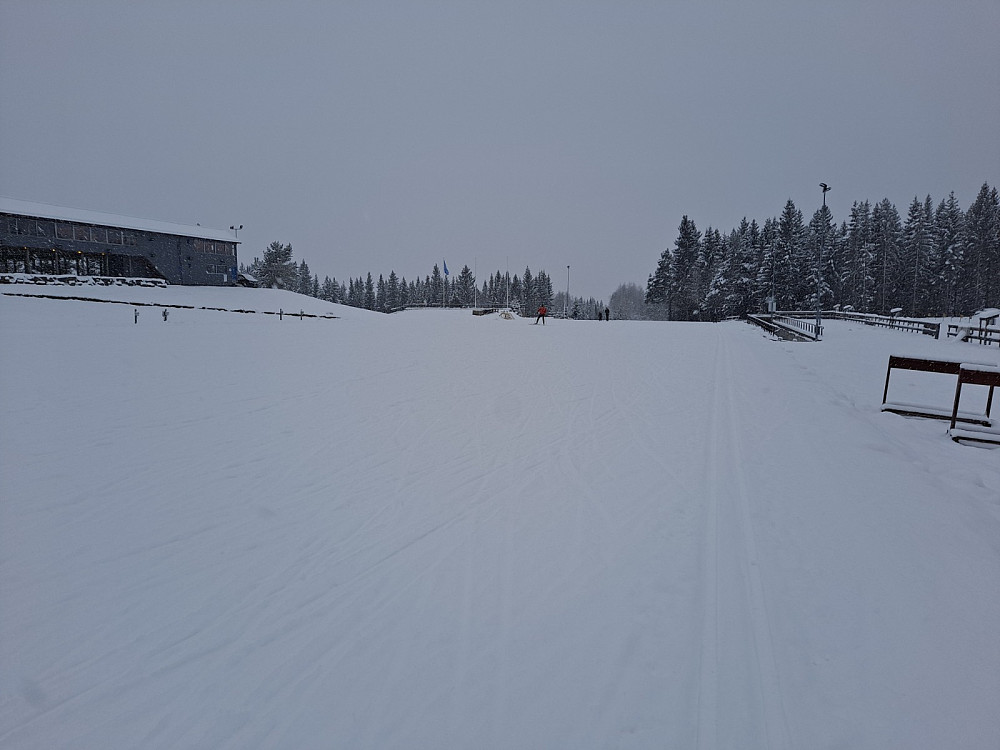 På Birkebeineren skiskytterarena