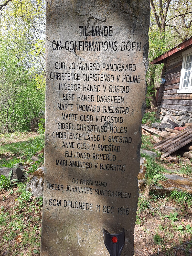Minnestein ved Sundgården