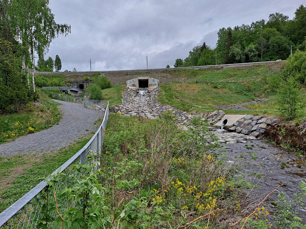 Lite vatn i Åretta