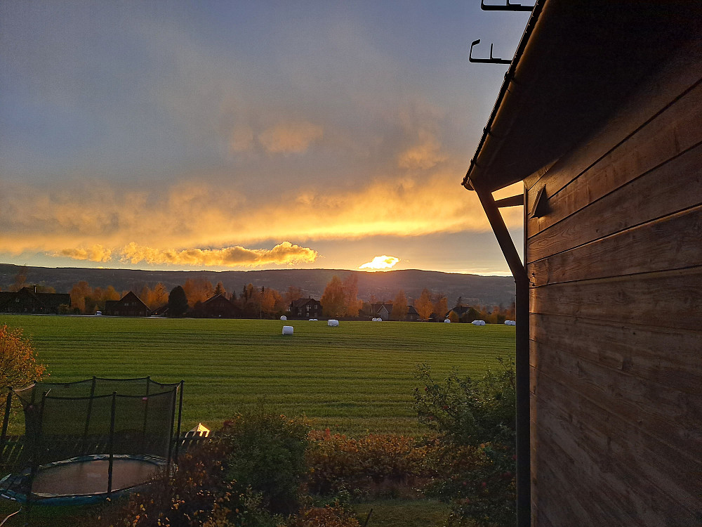 Litt oppklaring og solnedgang i kveldingen