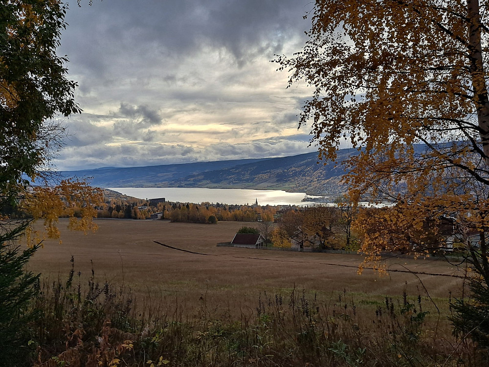 Mot Lillehammer og Mjøsa