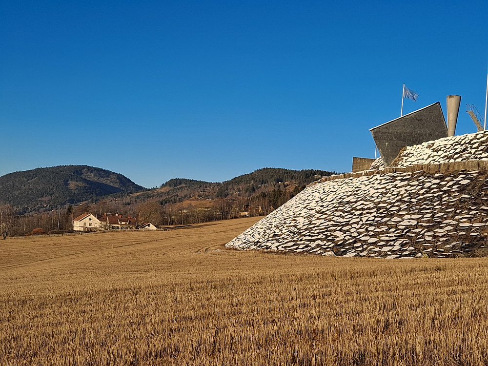 Mot Lysgård, Balbergkampen, Rundhaugen og Hansvehaugen