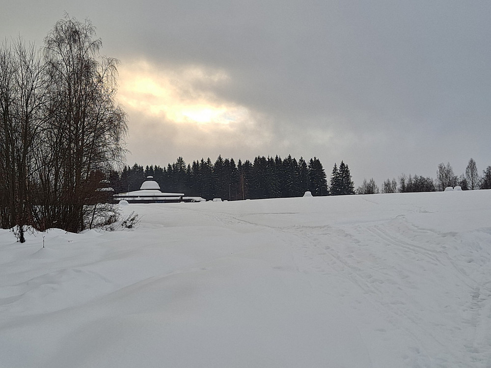 Sola tittet nesten fram