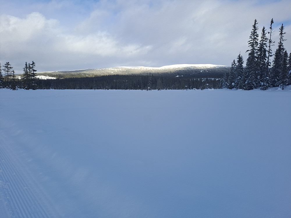 Sol over Slåsæterfjellet og Nevelfjell