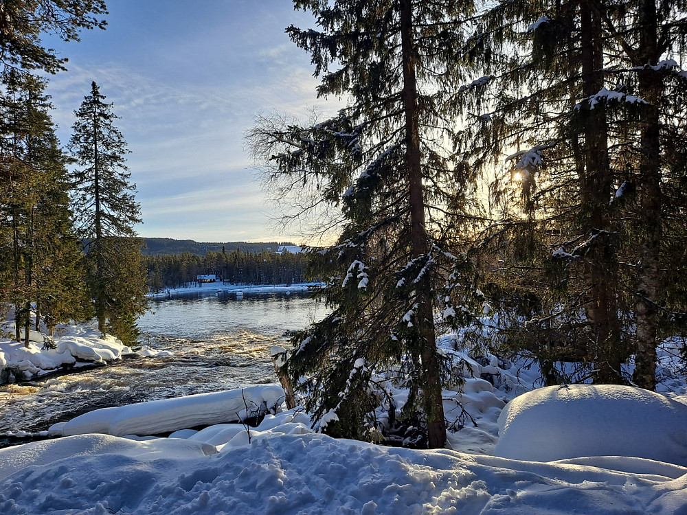 Ved Øvstedalsfossen