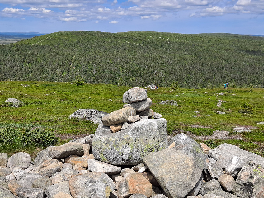 Mot Sollifjell, Mostfjellet og Snørvillen fra Natrudstilen