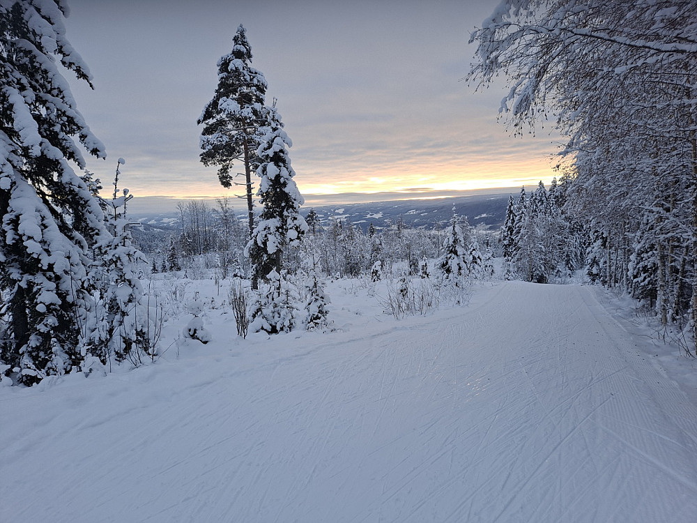 Ned mot lysløypa