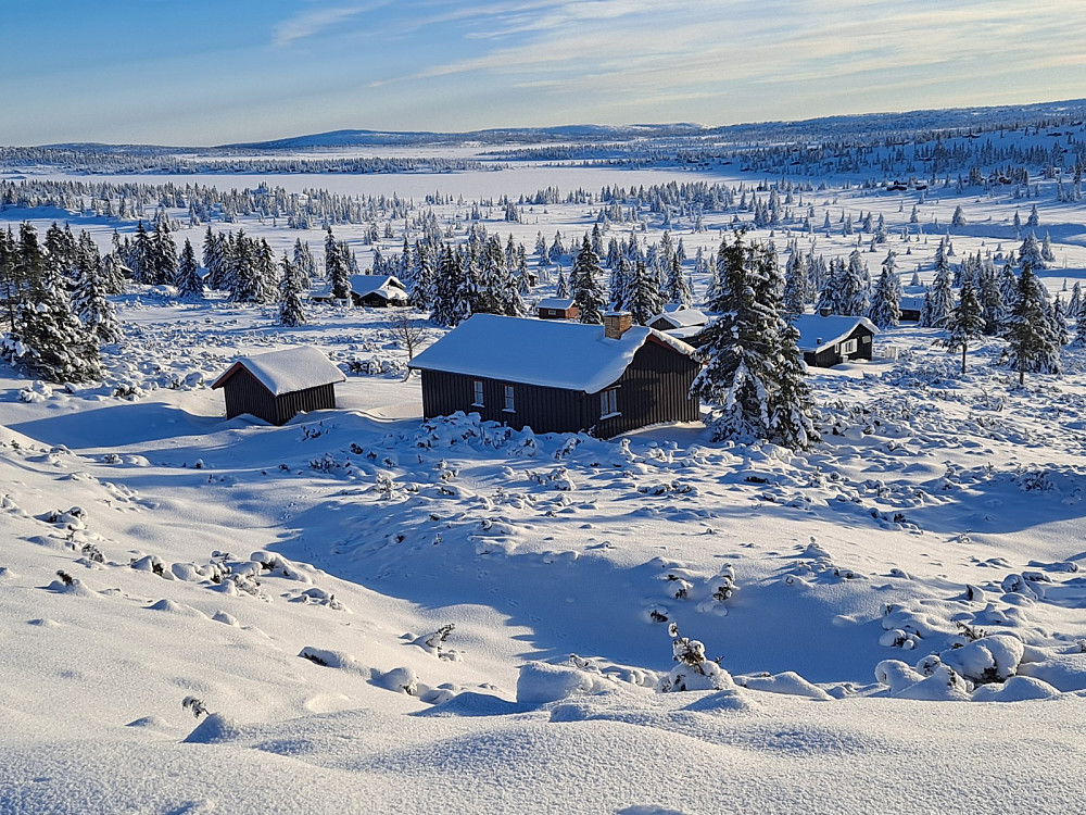 Ved Reinakrysset, ser Snørvillen bakerst