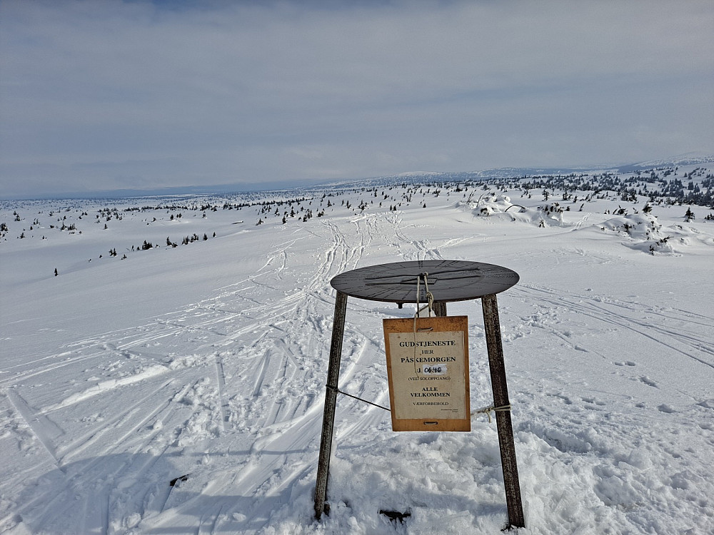 På Sjusjøfjellet øst