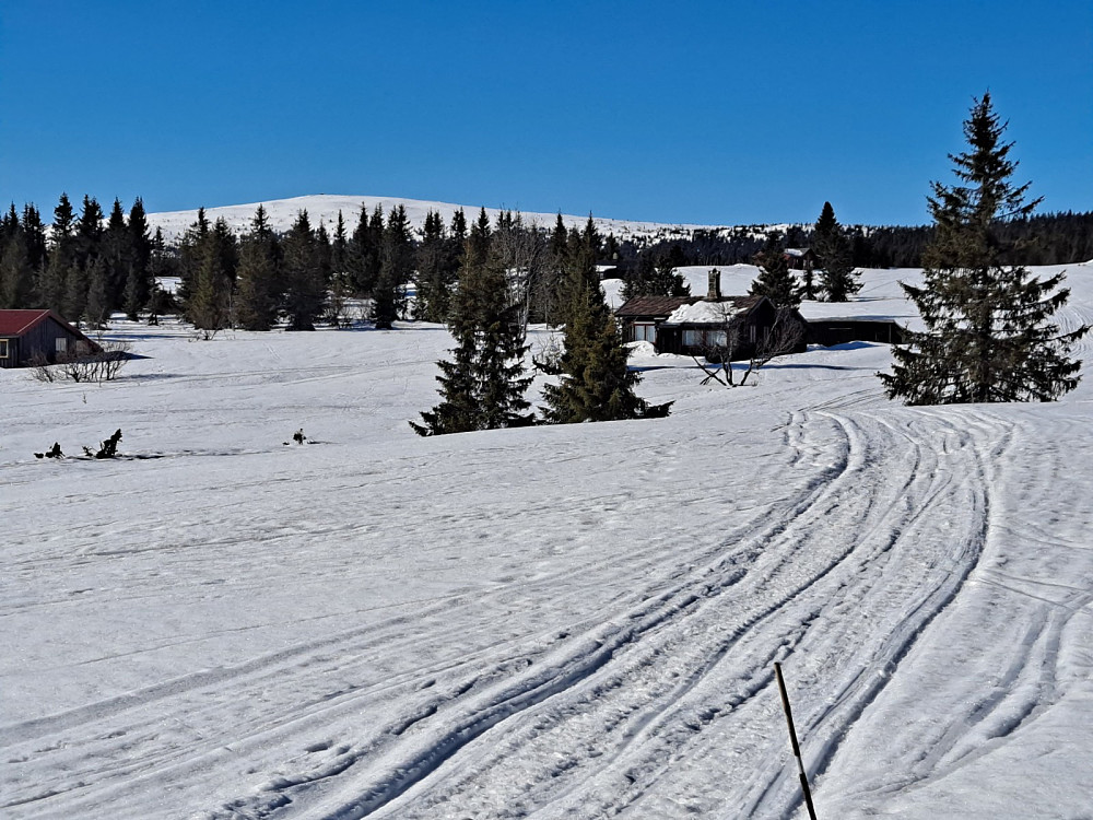 Mot Nevelfjell|