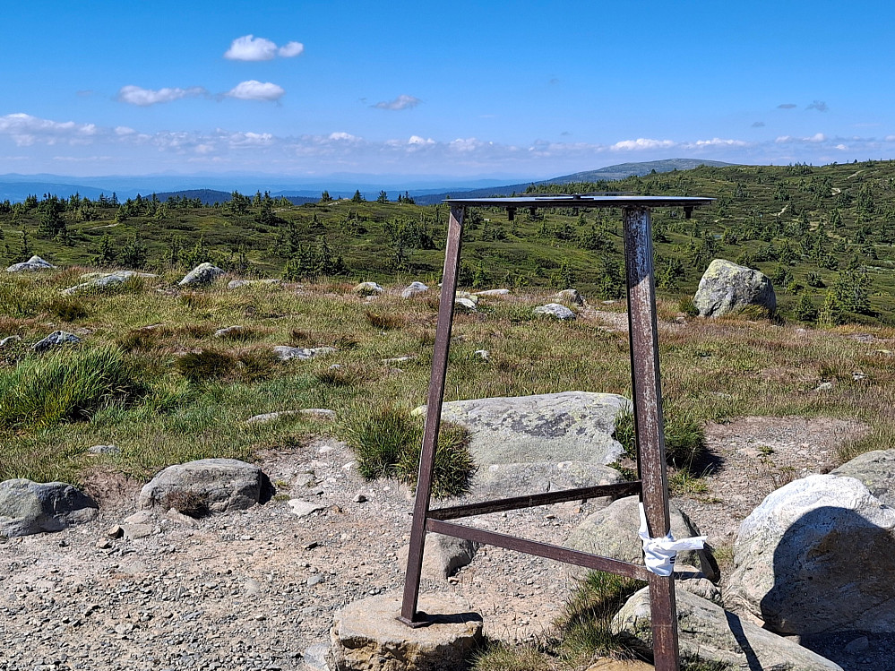 På Sjusjøfjellet øst