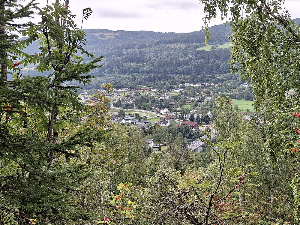 Mot Fåberg der jeg kom opp Steintrappa