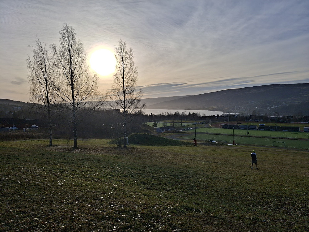 Mot Stampesletta og Mjøsa