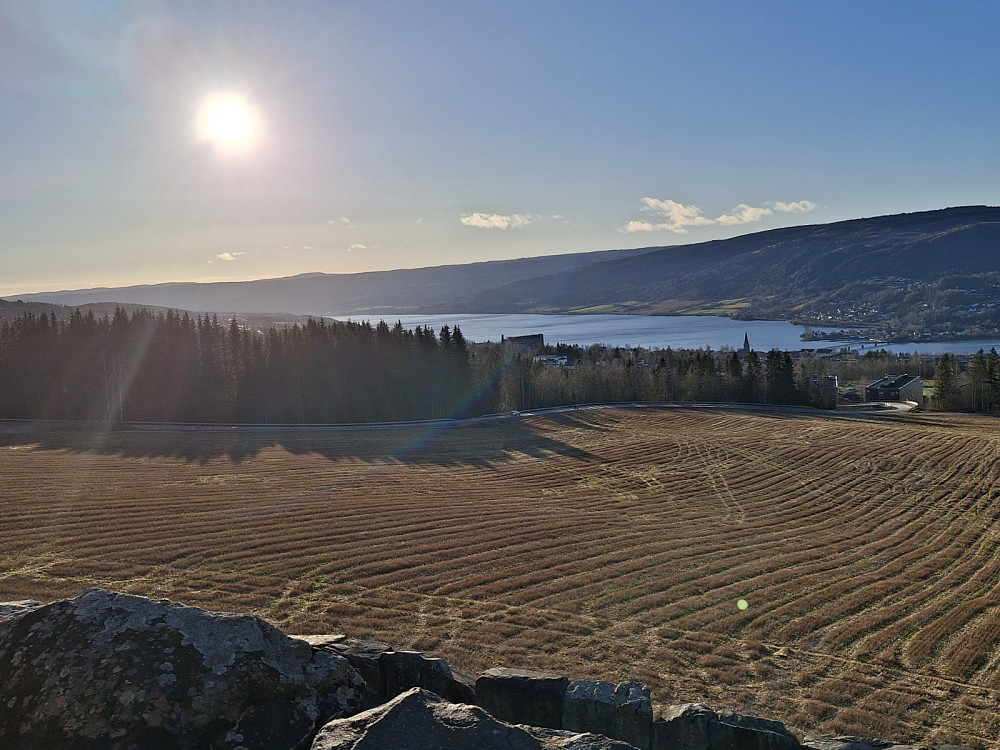 Over Lysgårdsjordet