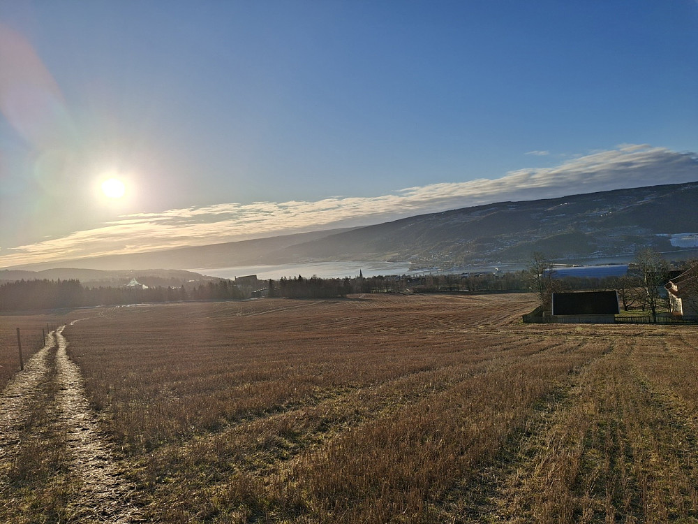 På Lysgårdsjordet