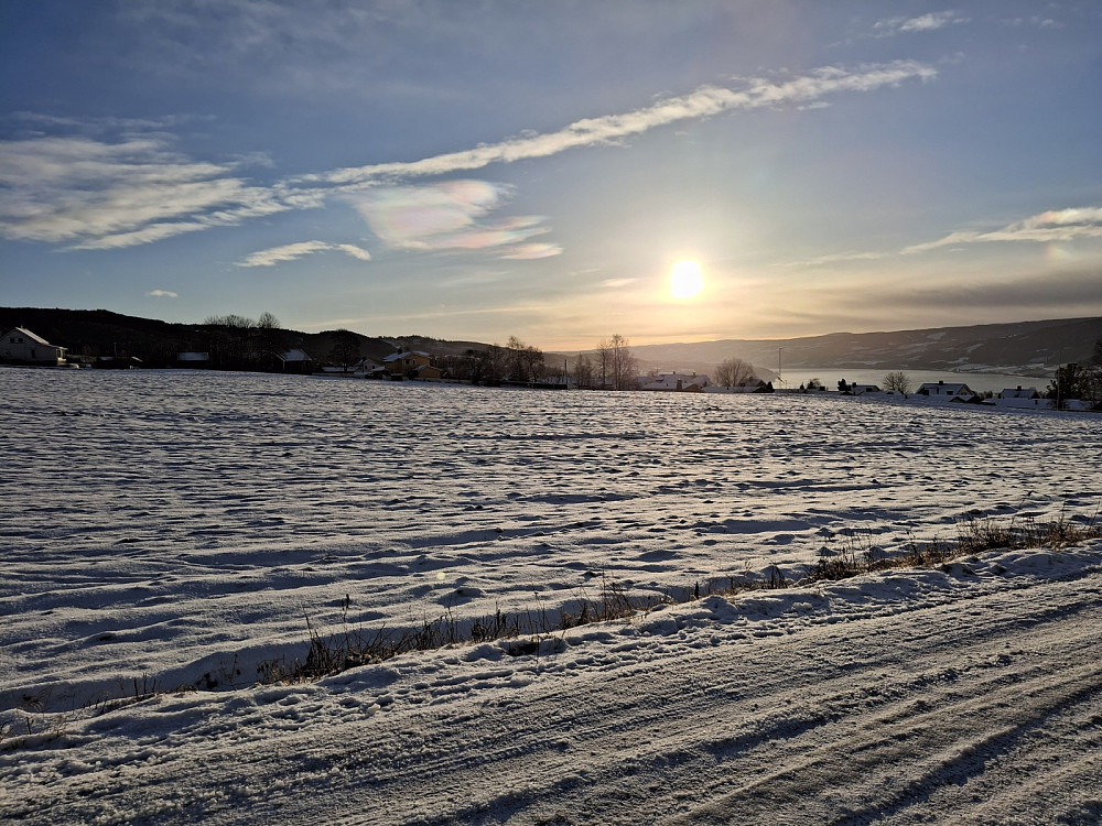 Fra 
Kvernhusegen, over Skårsetjordet
