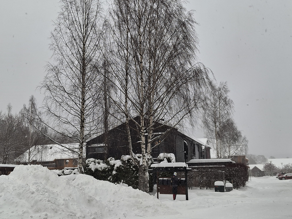 Litt snømåking før jeg gikk inn