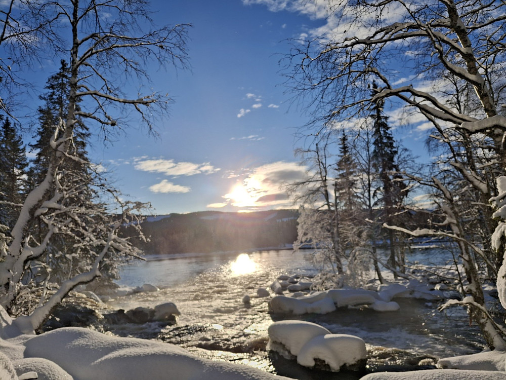 Ved Øfstdalsfossen